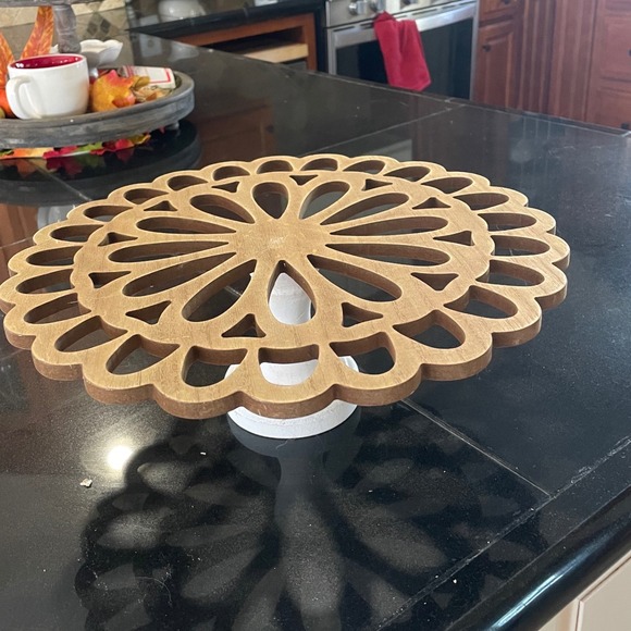 Pier 1 Rustic Wood Pedestal Cake Stand Decorative Display Table Centerpiece - Picture 2 of 5